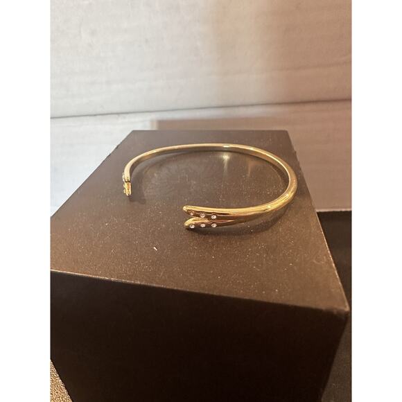 Elegant Michelle Campbell 14k Gold Plated Cuff Bracelet with White Pavé Stones - Picture 4 of 6